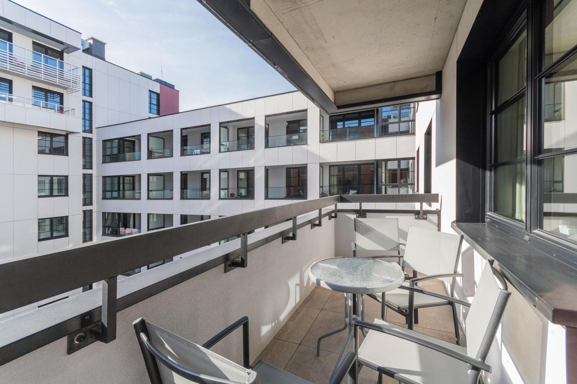 Grand Apartments - Doki Living & Foodhall Gdańsk Exterior foto